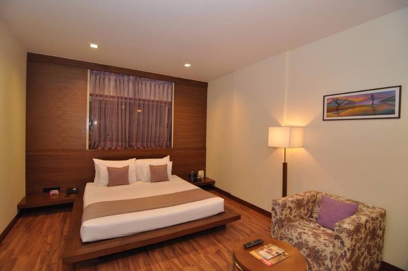 Hotel Studio Estique Pune Esterno foto